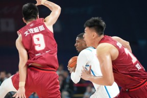 lol台服官网首页地址-今晨广州队再遭质疑：CBA常规赛节点到来，质疑声仍在，赛季目标并未改变(广州杀人王奇案系列)