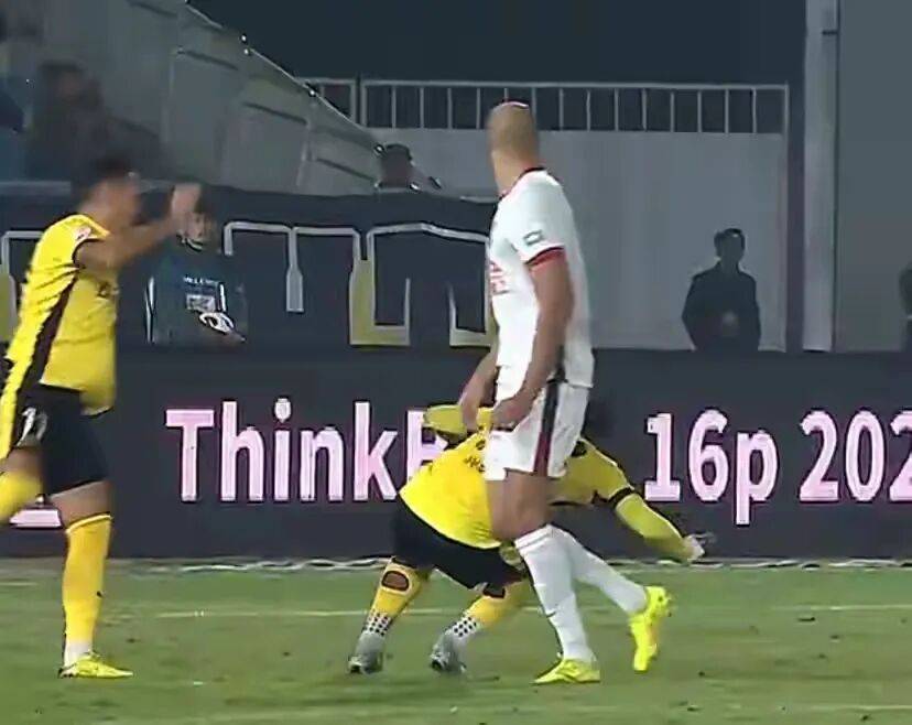 集结日突围战来临,多伦多猛龙围绕中超扳平良机,话题不断,医务组通报恢复(激战30分钟视频观后感) 集结日突围战来临,多伦多猛龙围绕中超扳平良机,话题不断,医务组通报恢复(激战30分钟视频观后感)