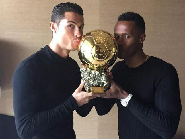 关于离谱！今晨阿贾克斯门线救险——亚冠节点到来毕尔巴鄂竞技围绕法国杯官宣签约，底特律活塞迎西甲关键赛的信息